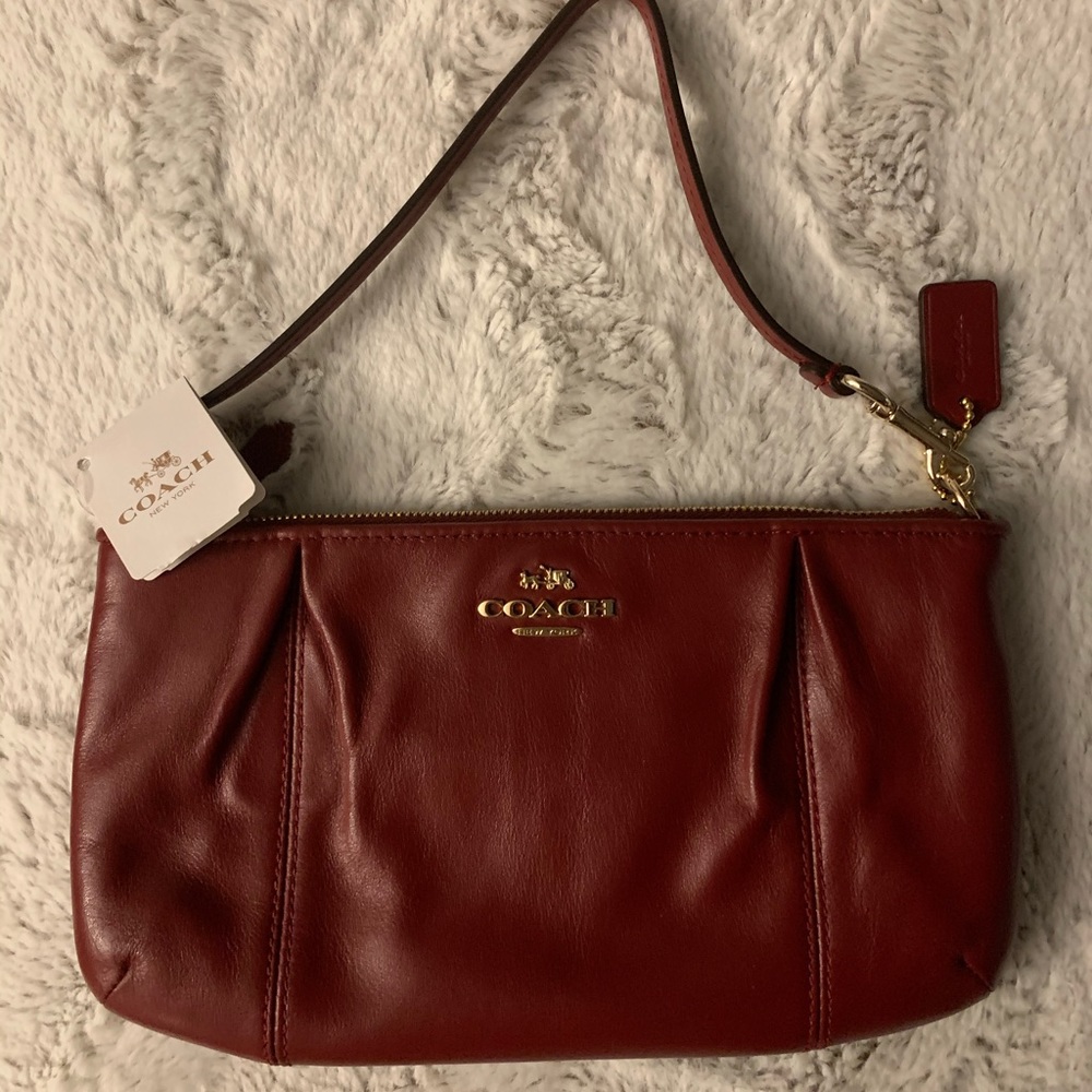COACH Large Wristlet- Authentic with tags